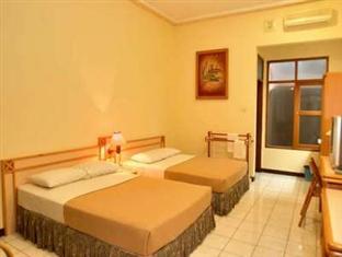 Pantai Indah Resort Hotel Barat Pangandaran Ngoại thất bức ảnh